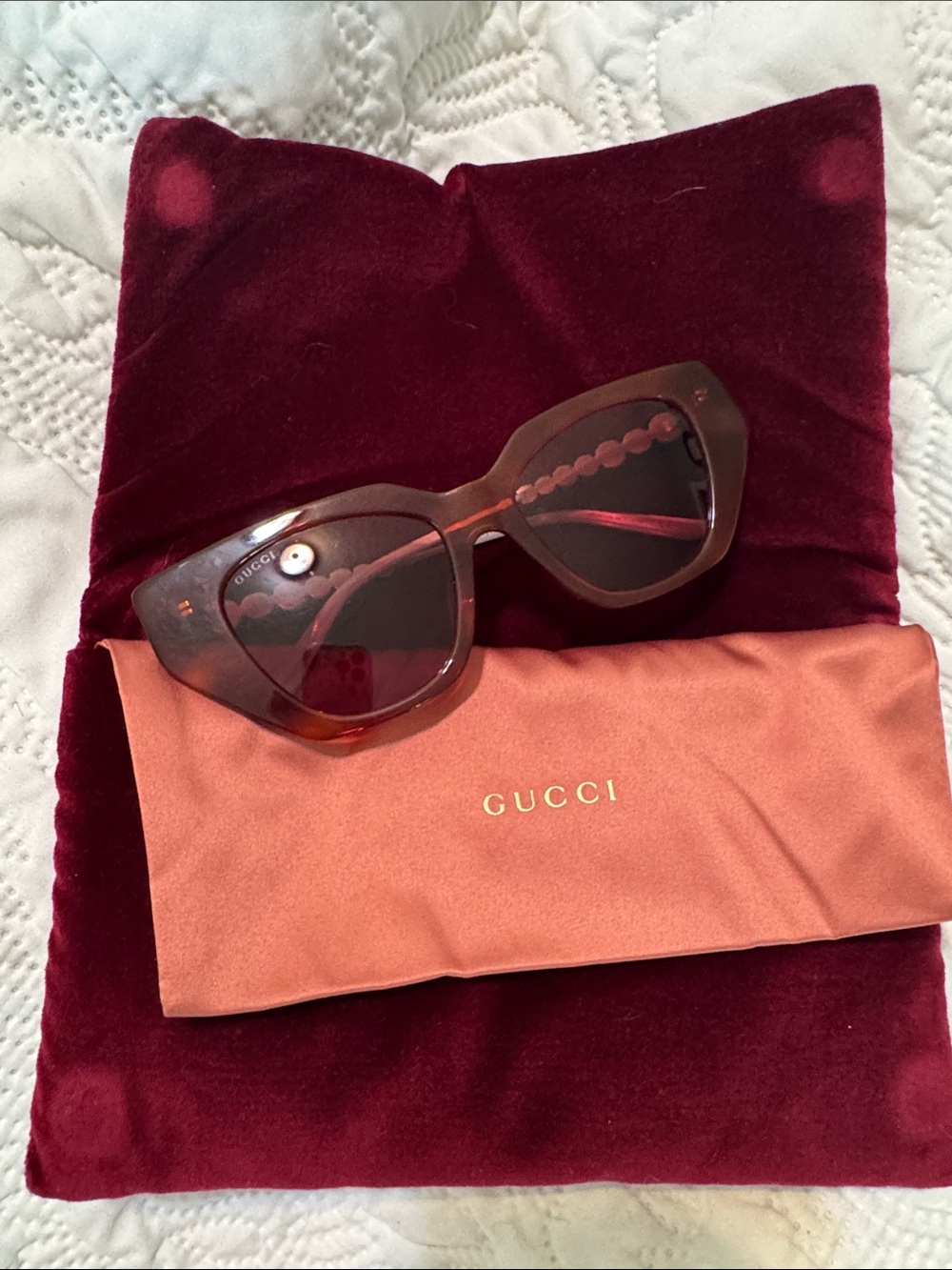Gucci Tortoiseshell Brown Oversized Cat-Eye Sunglasses - Picture 3 of 4